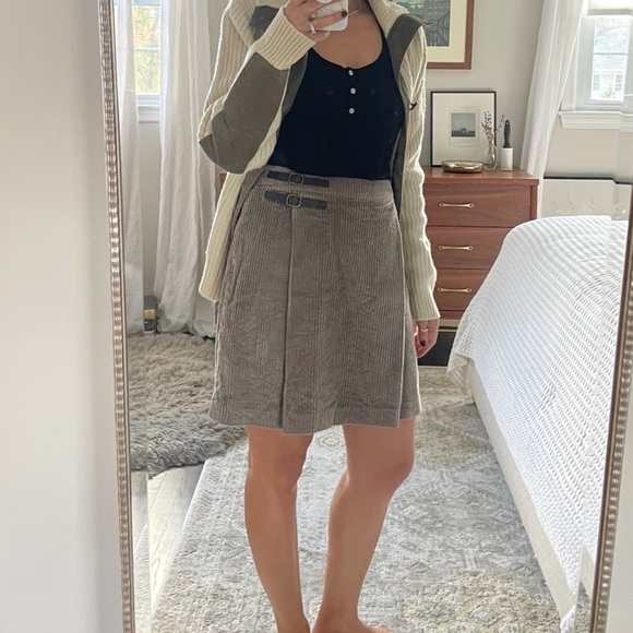 Boden Wide Wale Corduroy Knee Length Preppy Skirt - Picture 6 of 12